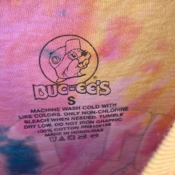 Women's Buc-ee's T-Shirt Multicolor Logo Tie Dye S Crew Cotton Gas Texas Food - Picture 2 of 10